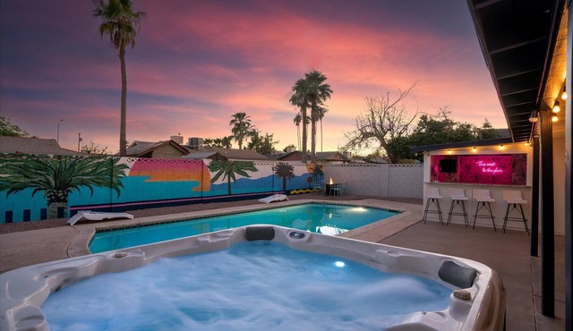 The Palms Cabana | Pool, Hot Tub, Bocce & PuttPutt
