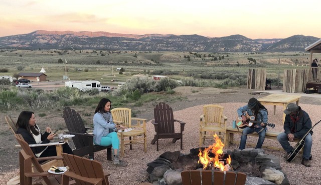 The Riverside Ranch RV Park, Motel & Campground
