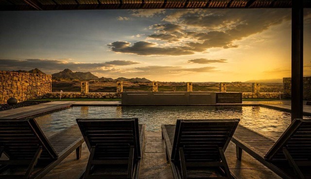 The Royal View At Red Hawk