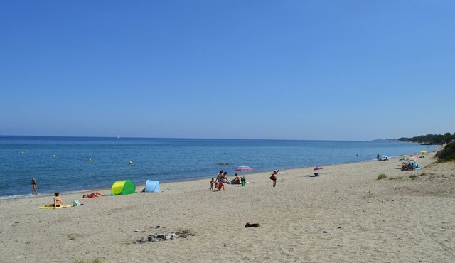 This is about a quietly located beautiful vacation home in Corsica.