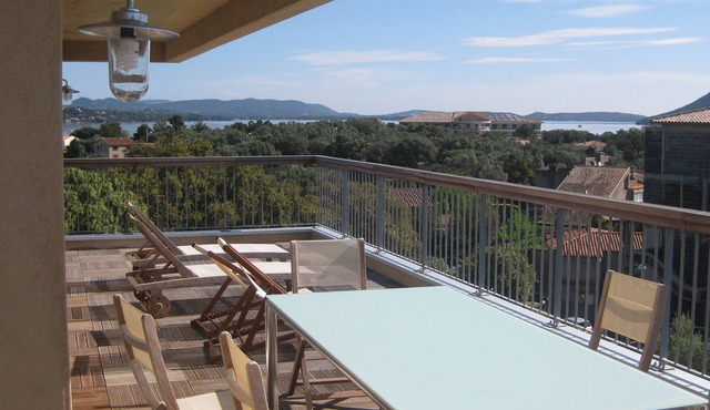 Top floor, Luxury apartment 87m2 + terrace 65m2, Panoramic view