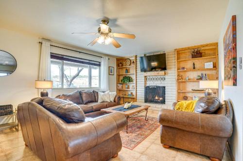 'Trail Head House' w/Mtn Views in Wickenburg!