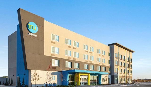 Tru By Hilton Lodi