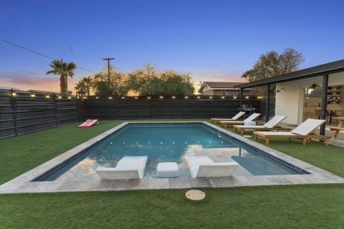 Tulum Themed Scottsdale Gem with Pool Fire Pit