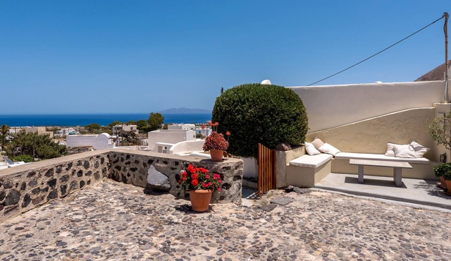 Unique 300-year-old restored Guesthouse
