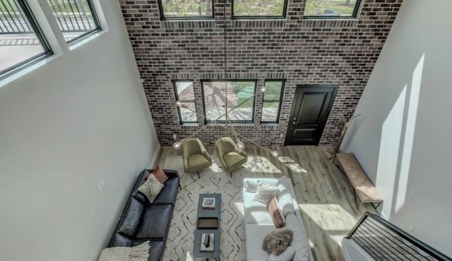 Unique Experience in Luxury Modern Home w/Loft - Near Brianhead Ski Resort