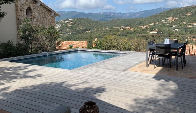 VILLA MYRTE - 4 bedrooms - 3 bathrooms - Heated pool - Mountain views