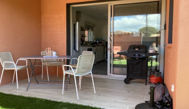 Villa"crocus", Agréable et Jolie Villa, 2 Pers. à 300m de la Plage Pinarello