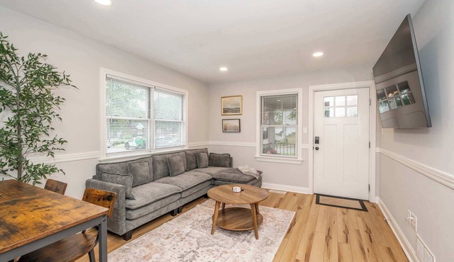 Valley Ridge Retreat - For 8