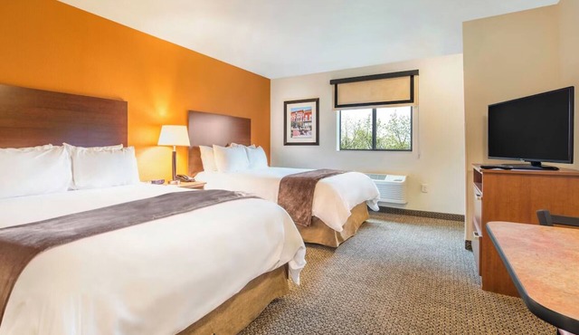 Vegas Stay with Kitchen & Top-Notch Amenities