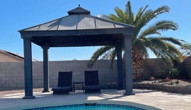 Very close to OHV trails. Quiet Pool home in Fort Mohave!