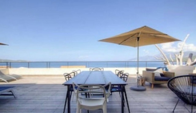 Villa A Vela Bianca