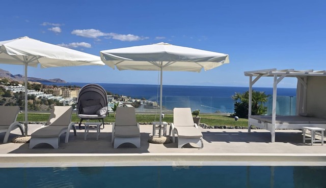 Villa Acropolis with Sea view a few minutes from Lindos
