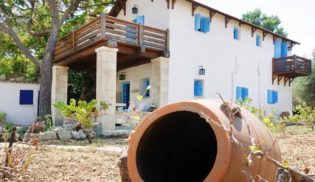 Villa 'Antonia' with Sea View, Wi-Fi and Air Conditioning