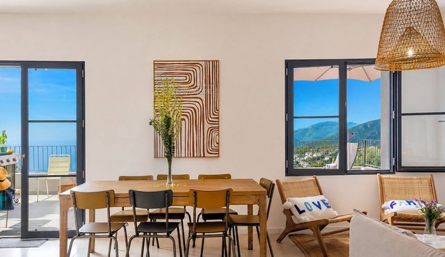 Villa Azurea – Vue panoramique mer et montagne à Brando