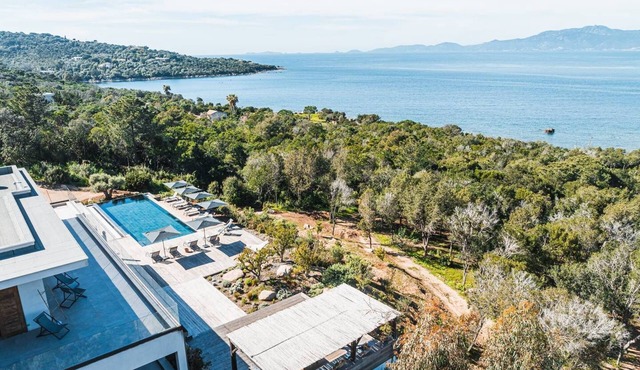 VILLA CASADELMARE – Exceptional property, 7 bedrooms, sleeps 16, panoramic sea view, infinity.