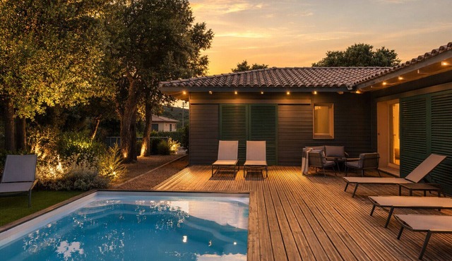 Villa closed to beaches and mountain with heated pool
