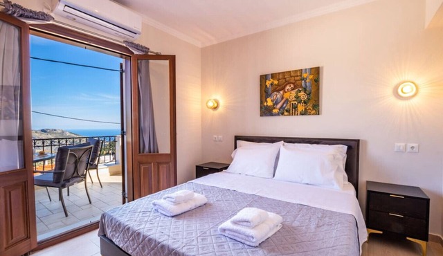 Villa Danai – 3-Bedroom Villa in Volada, Karpathos Close to Top Beaches