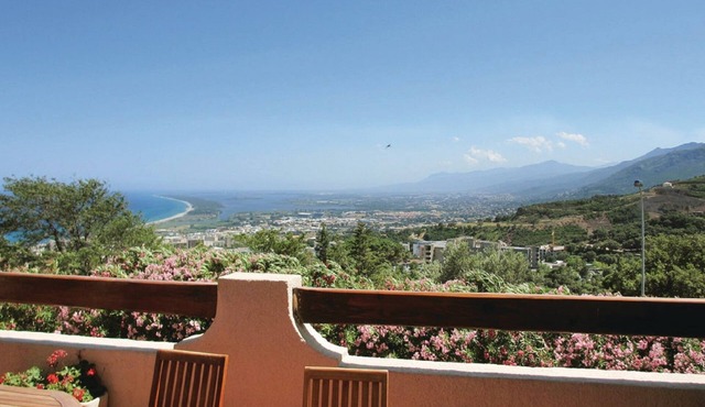 Villa for rent on the heights of Bastia