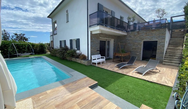 Villa Heated Pool & Slide - Beach 5 min & Center 10 min !