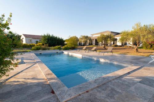 Villa Helychrisa