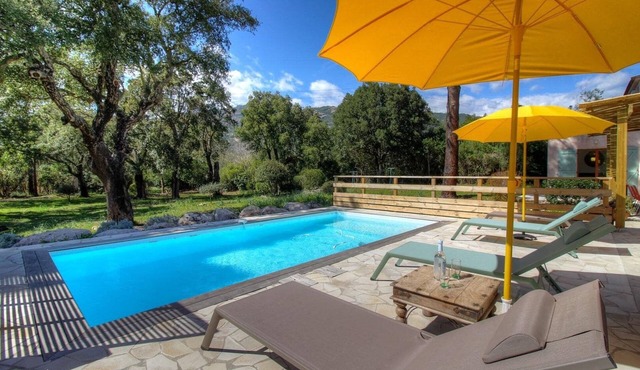 Villa in the the maquis, close to the beaches of Cala Rossa & St Cyprien