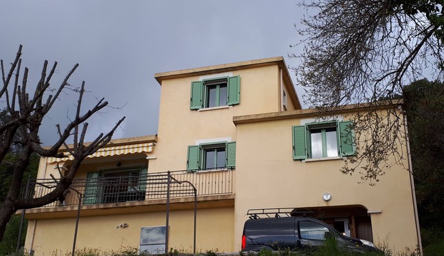 Villa in the countryside, near the sea. Fantastic panoramic sea views.