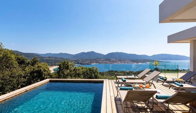 Villa MAQUIS - 4 bedrooms, panoramic sea view, swimming pool, gym