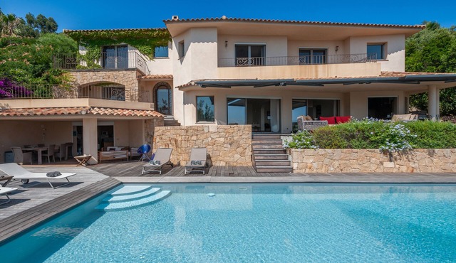 Villa Marina di fiori sea view 5 bedrooms swimming pool air conditioning
