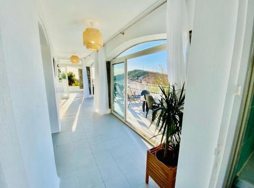 Villa Montalbo vue mer avec grande terrasse & plage à proximité - idéale famille et groupe de 2 à 10 personnes