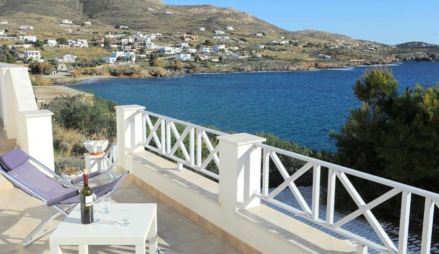 VILLA PETROS