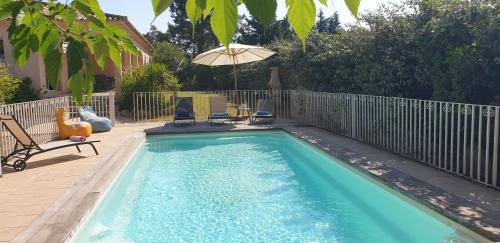 Villa Ribba 6 pers piscine 5 min plage en voiture