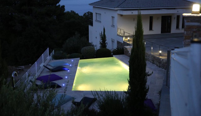 VILLA SEA AND MOUNTAIN