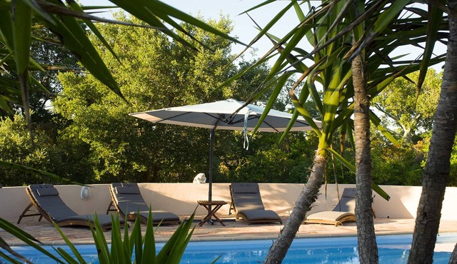 Villa with pool, Porto Vecchio, 6 people, fully equipped.