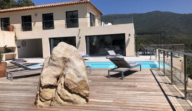 Villa with sea view and heated pool in Coti-Chiavari
