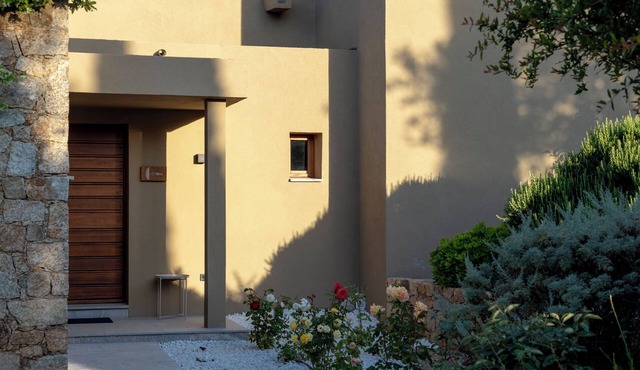 Villa with swimming pool, near Lozari beach – Corsica