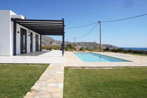Villas By George