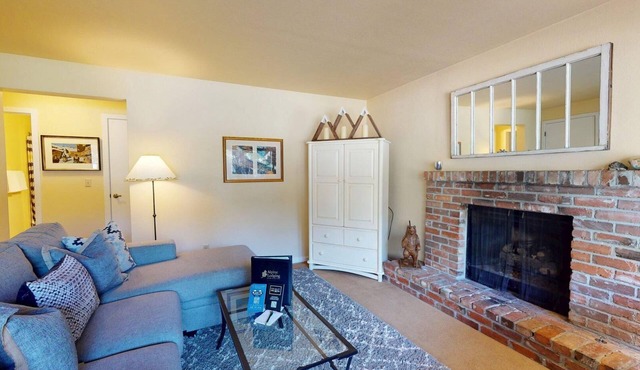 Wanderer Way Home - Cozy Alpine Gem, Minutes From Downtown & Pet Friendly