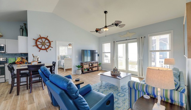 Waterview Home w/Sunset & Lighthouse Views