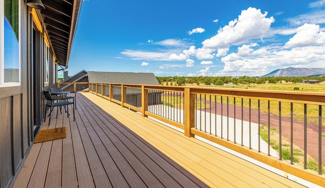 Welcome to High Altitude Hideaway Enjoy your relaxing stay in our BRAND NEW home