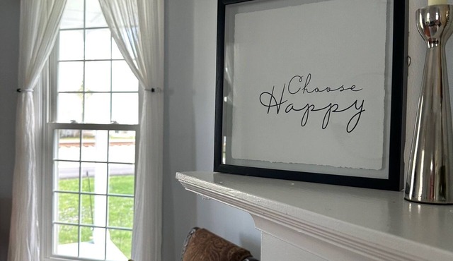 Welcoming house in historic Glendale perfect for your next getaway!
