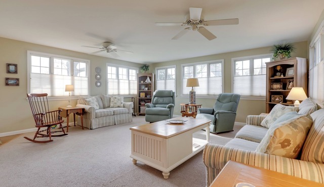 Westerly Retreat ~ 1/4 Mi to Private Beach!