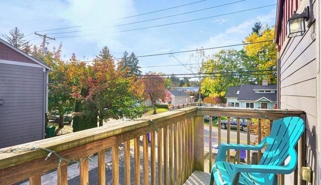 WFH-Friendly Hub w/Fenced Patio in Portland!