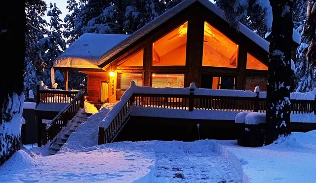 Woodrow’s Cabin-pet friends-Kaibab forest-Snowbowl