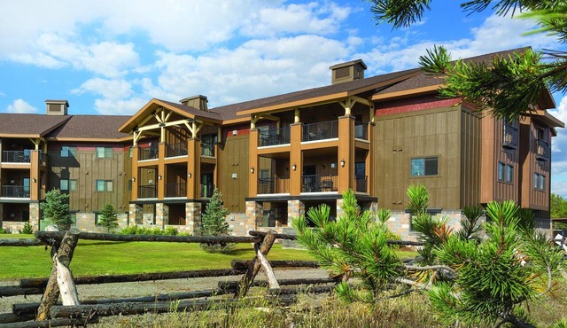 Worldmark West Yellowstone 1minute to Gate! queen or 2twins 2ndBR BEST IN TOWN!