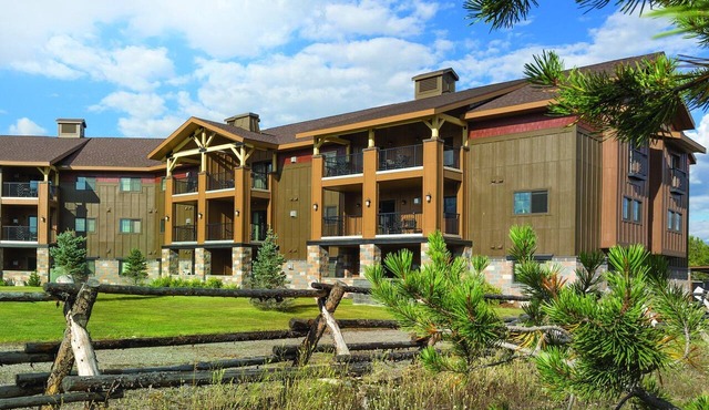 Worldmark West Yellowstone 1minute to Gate! queen or 2twins 2ndBR BEST IN TOWN!