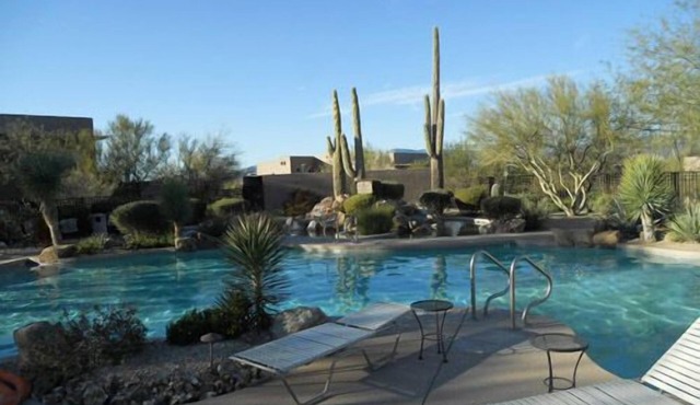 You'll Love The Views! Spacious 2br/2 1/2ba Condo With Sunset & Mountain Views!