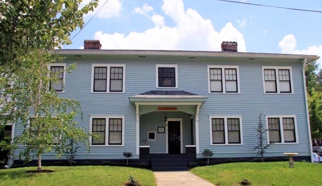 Your own historic estate in the heart of Old Louisville! NEAR IT All!