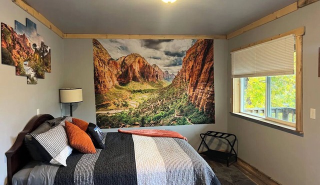 Zion NP themed Cabin on right the Sevier RIVER with breakfast included! No pets