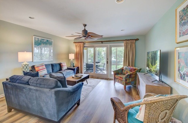 Mariner's Walk 9C/ 2 BR Near Ocean Condo w/ Wild Dunes Amenities!